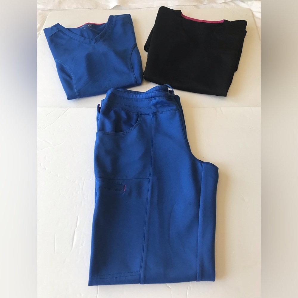 READ Petite XS Scrubs Pants & 2 Small Tops Black & Blue Healthcare Nurse School